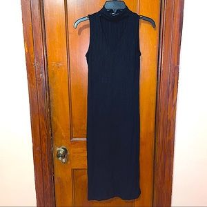 Black bodycon midi dress🖤